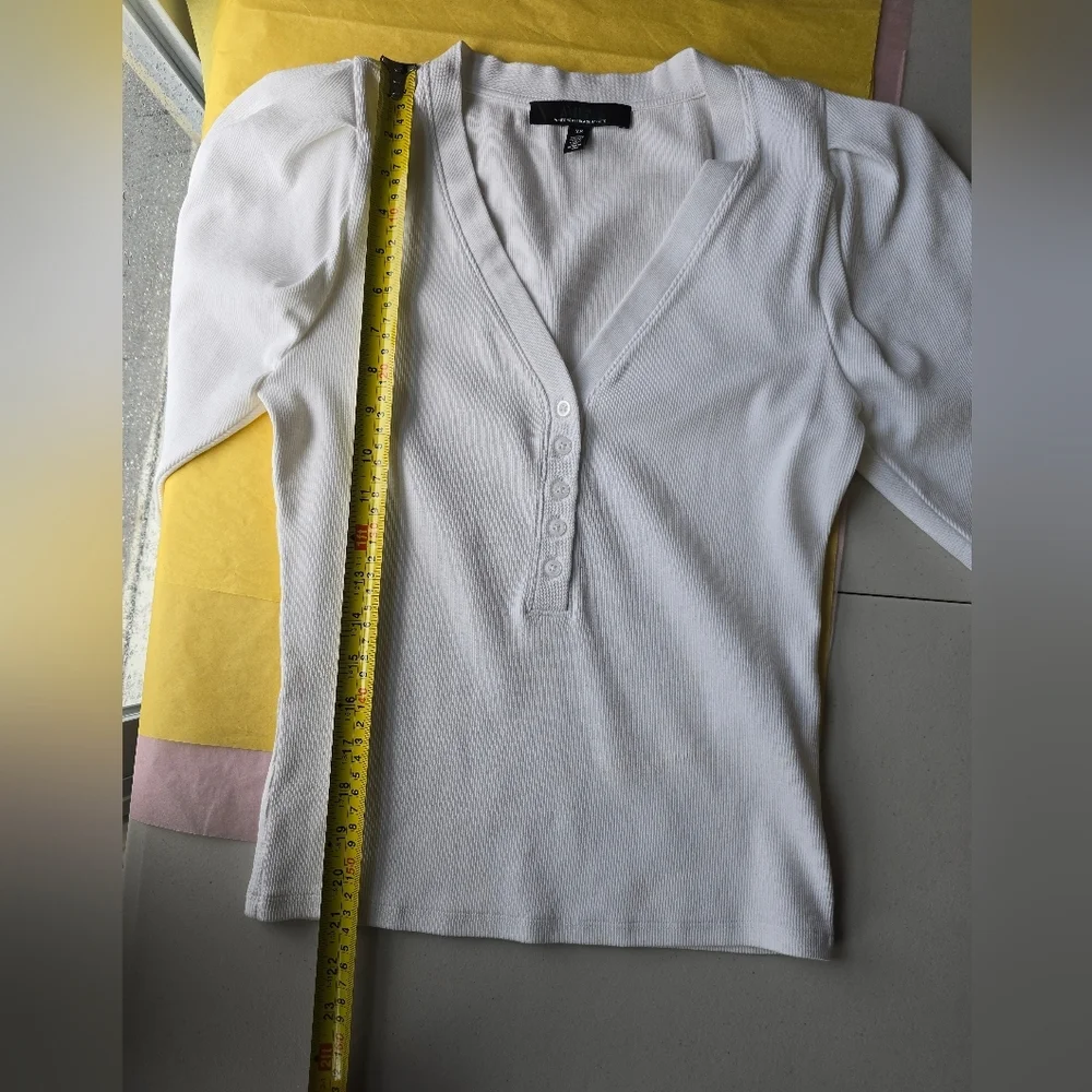 White House Black Market White Ribbed Knit Puff Sleeve Henley Top XS